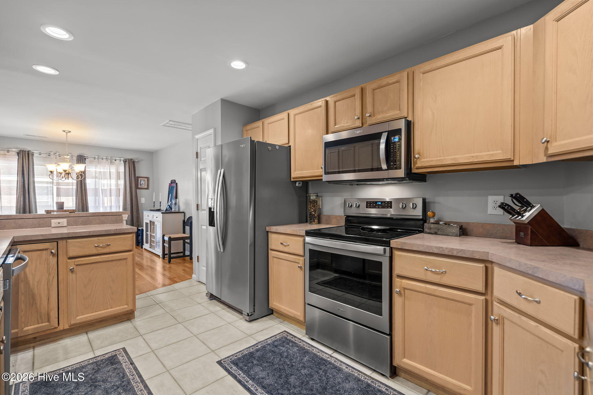 100552343 | Photo 13