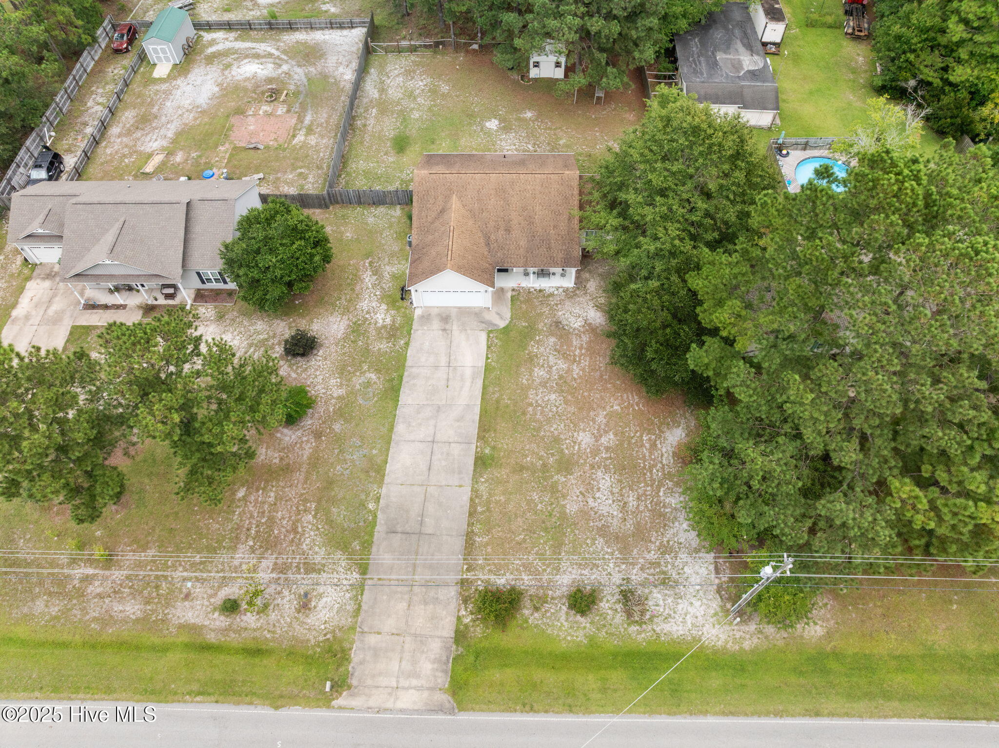 100526842 | Photo 45