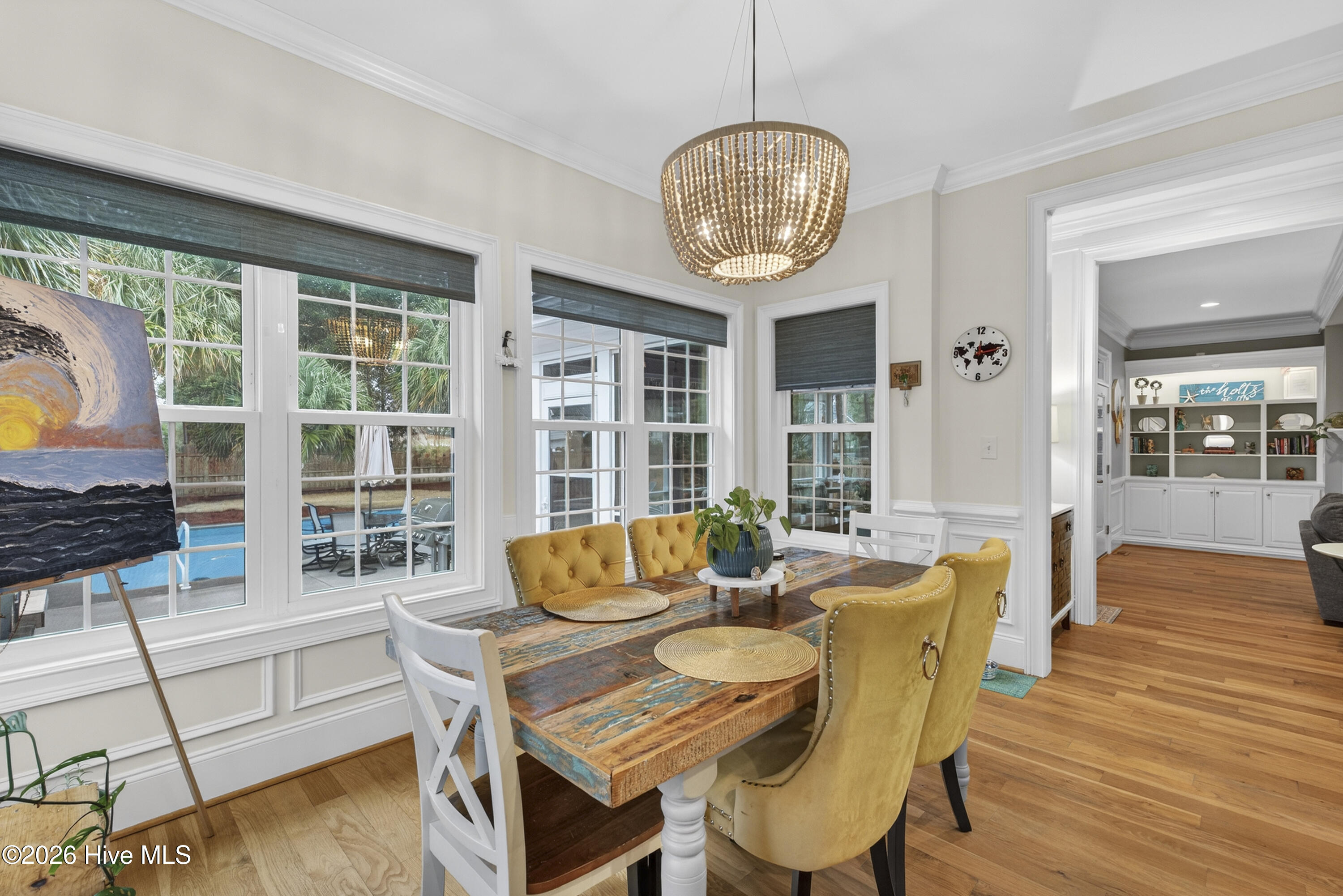 100557887 | Photo 21