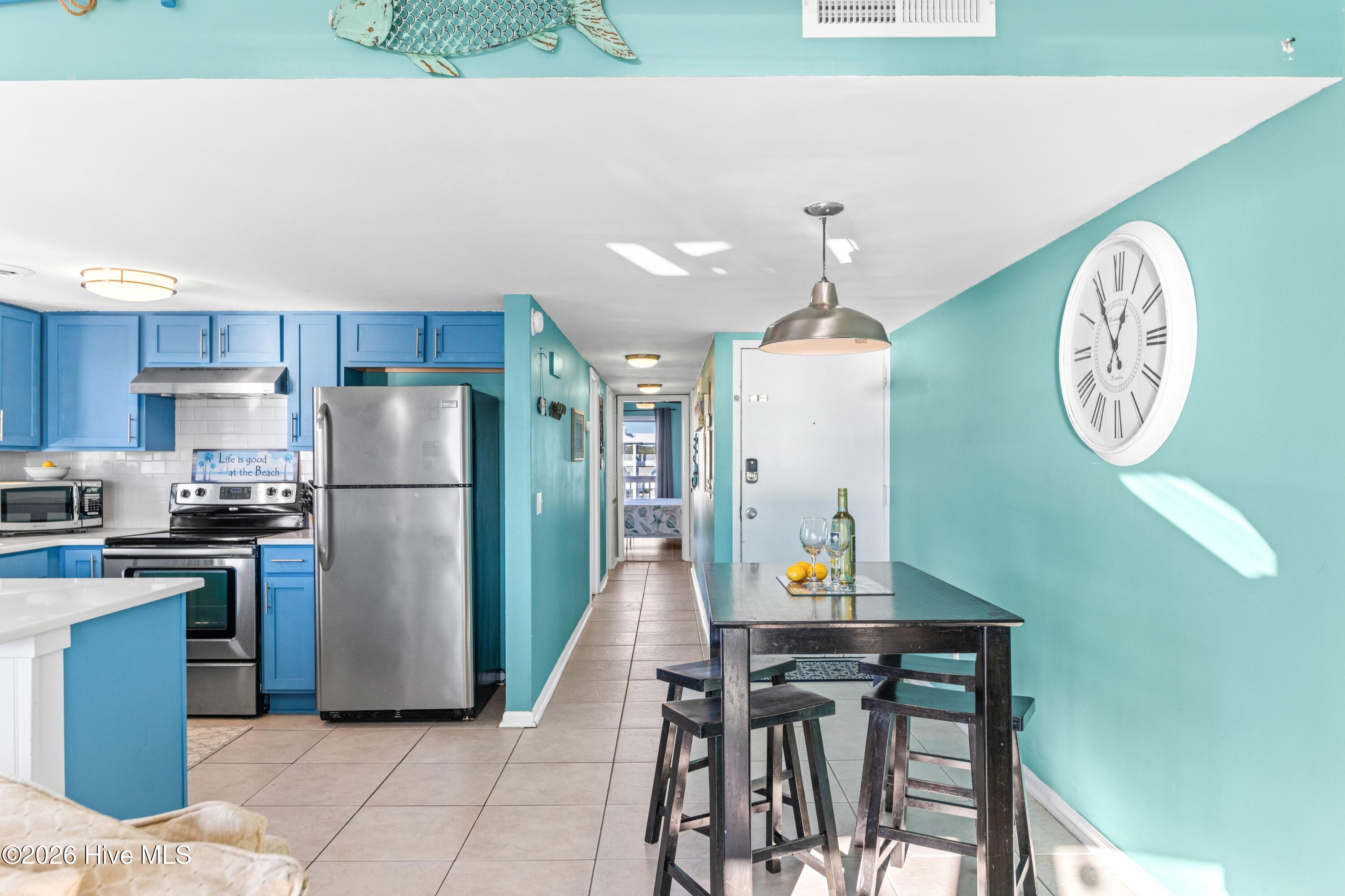 100549239 | Photo 15