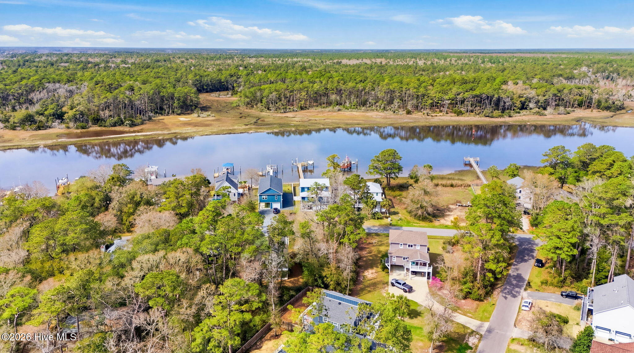 100561506 | Photo 19