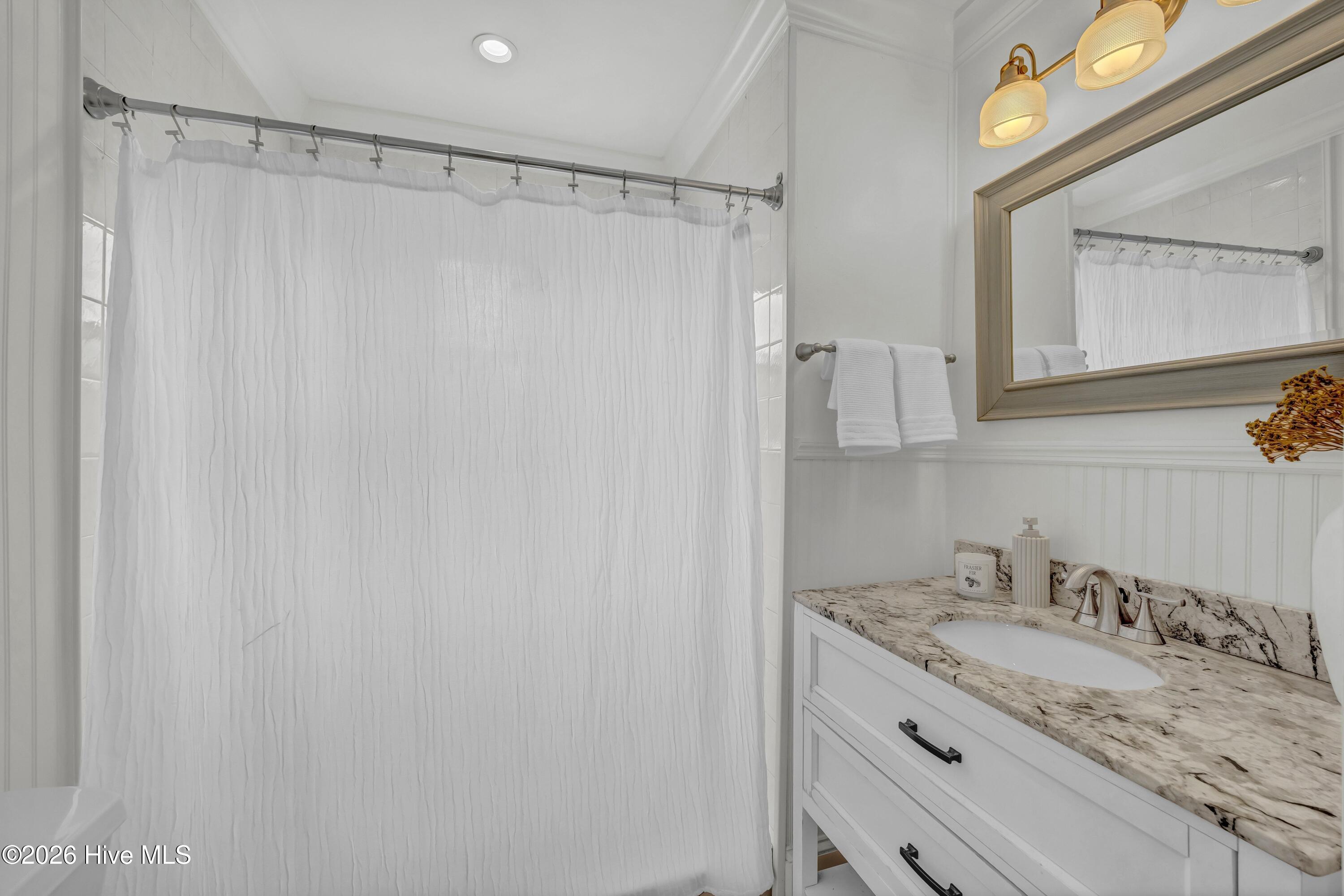 100555694 | Photo 19