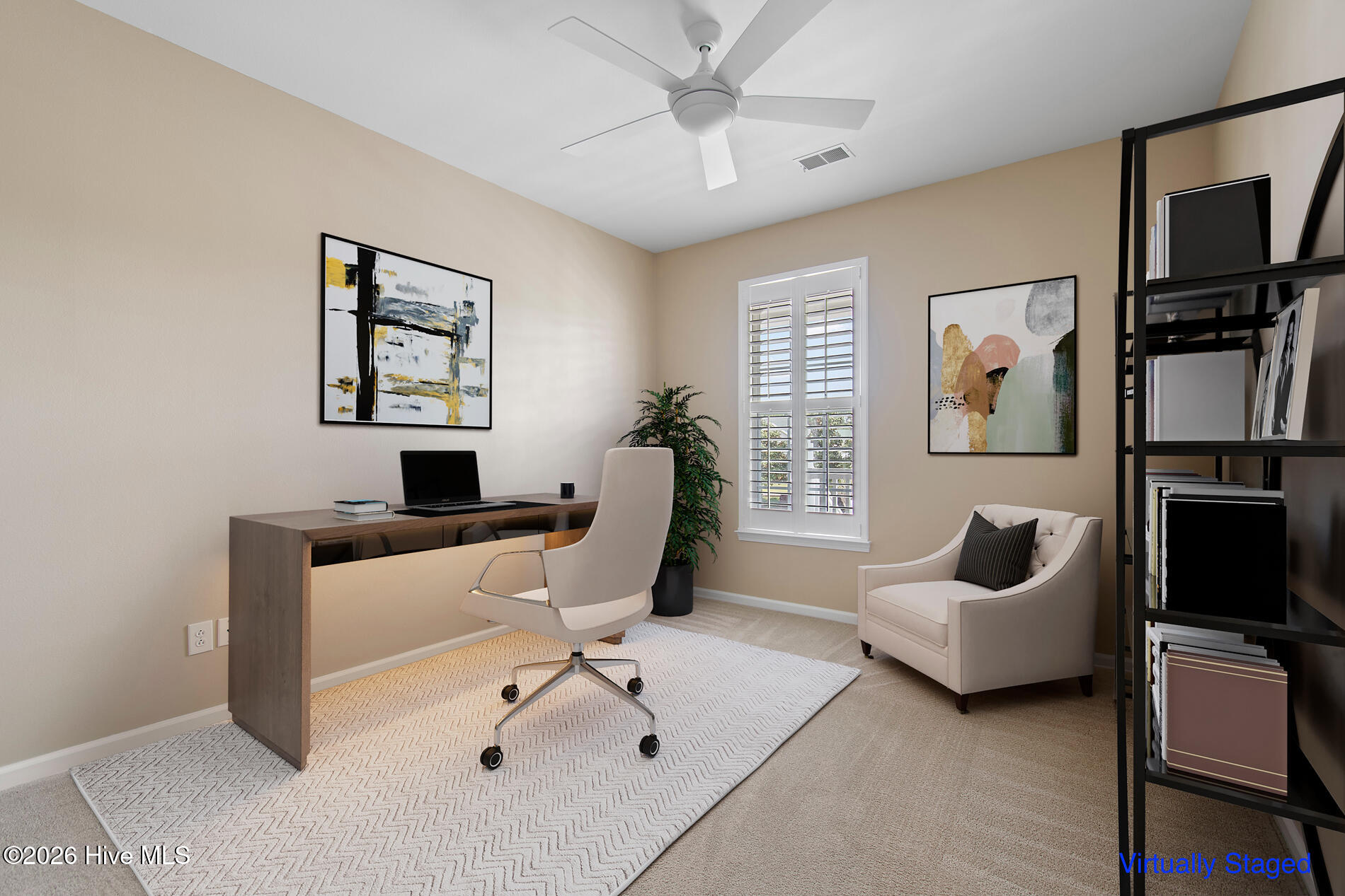 100566917 | Photo 28