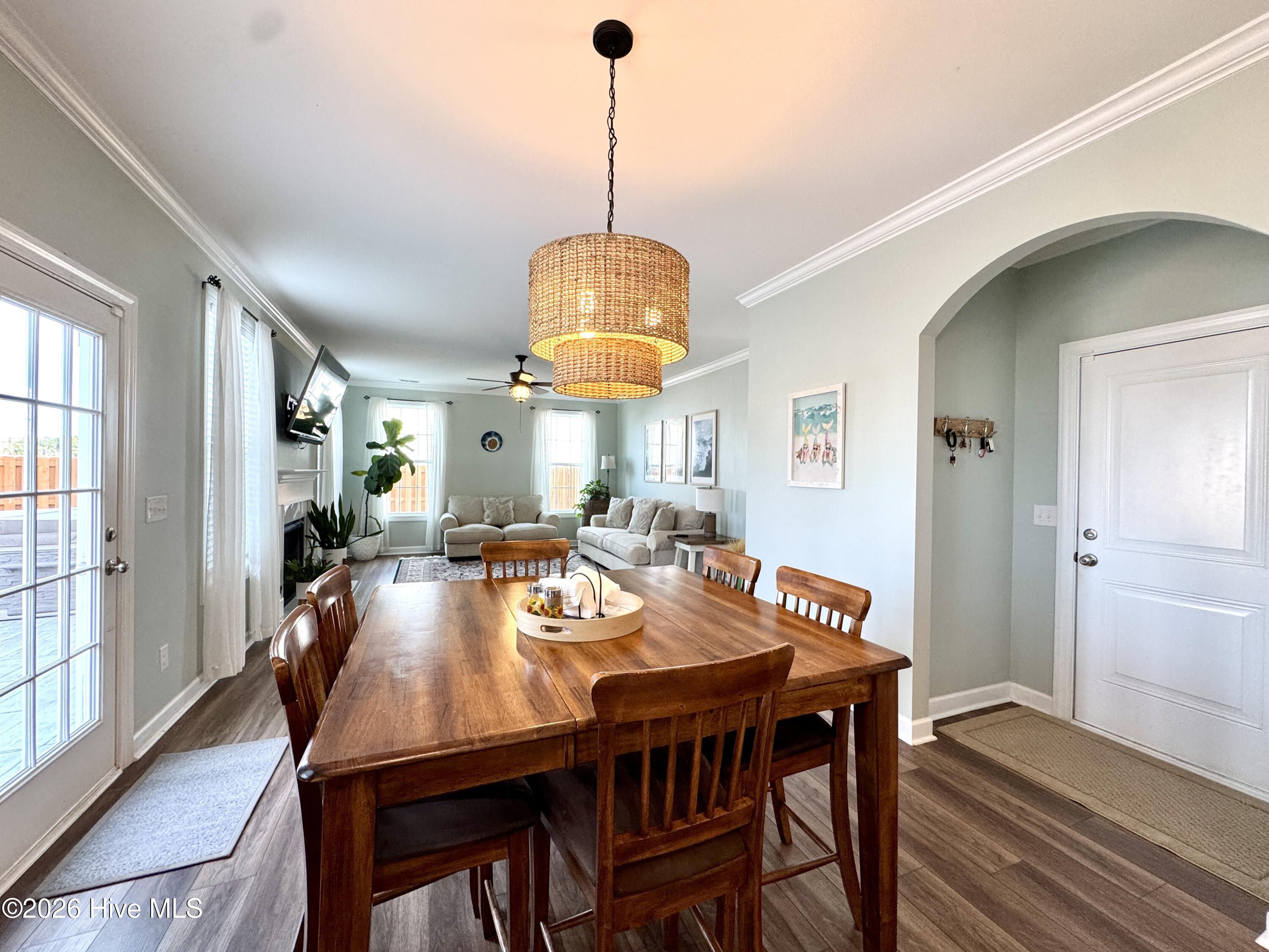 100547423 | Photo 17