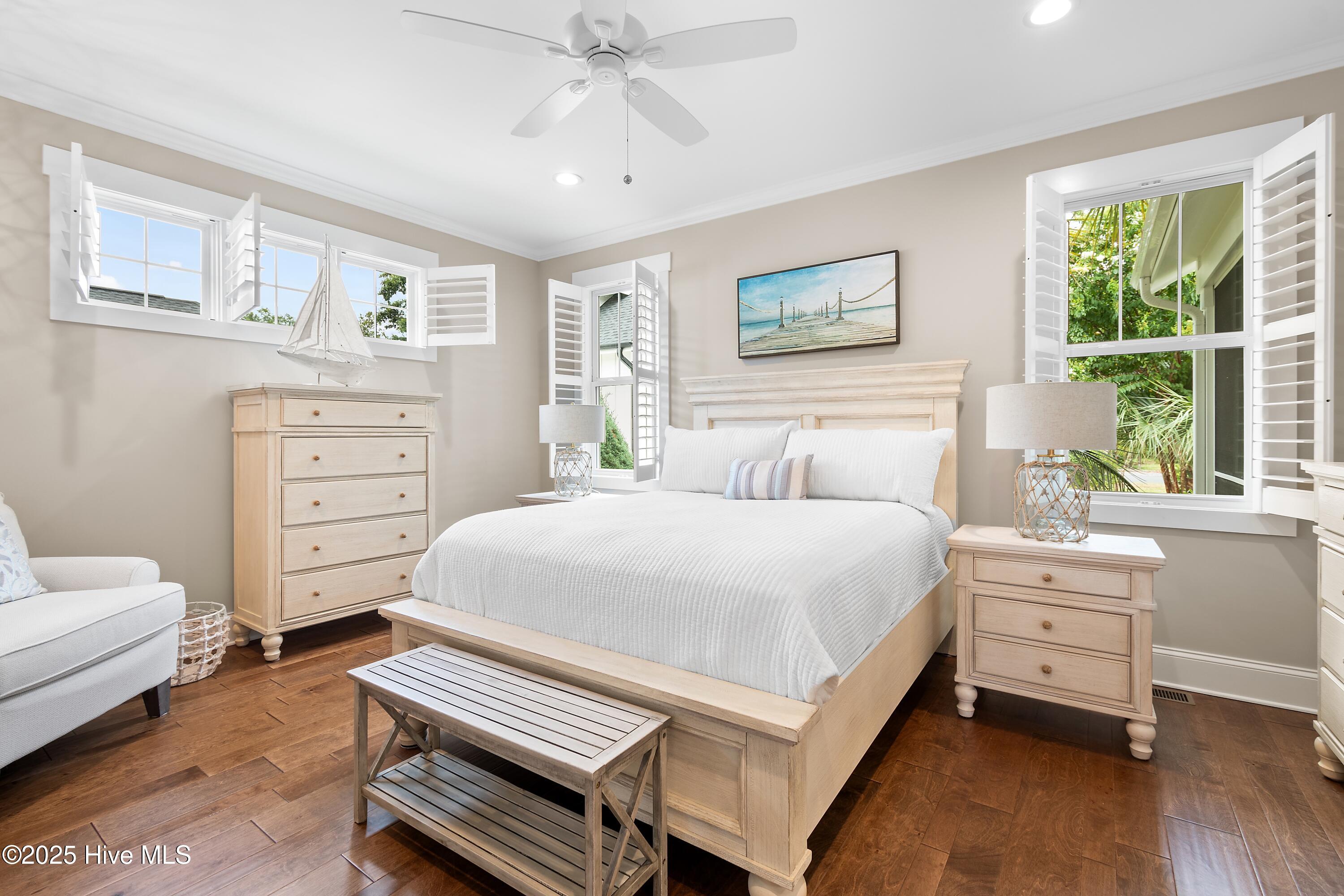 100521650 | Photo 21