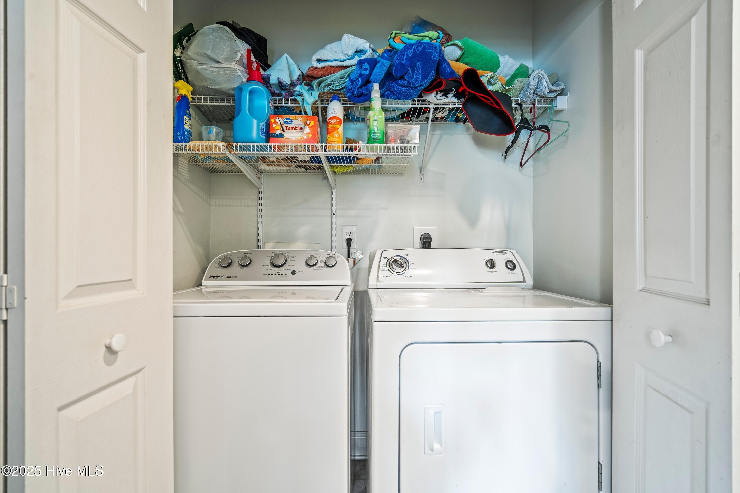 100534371 | Photo 16