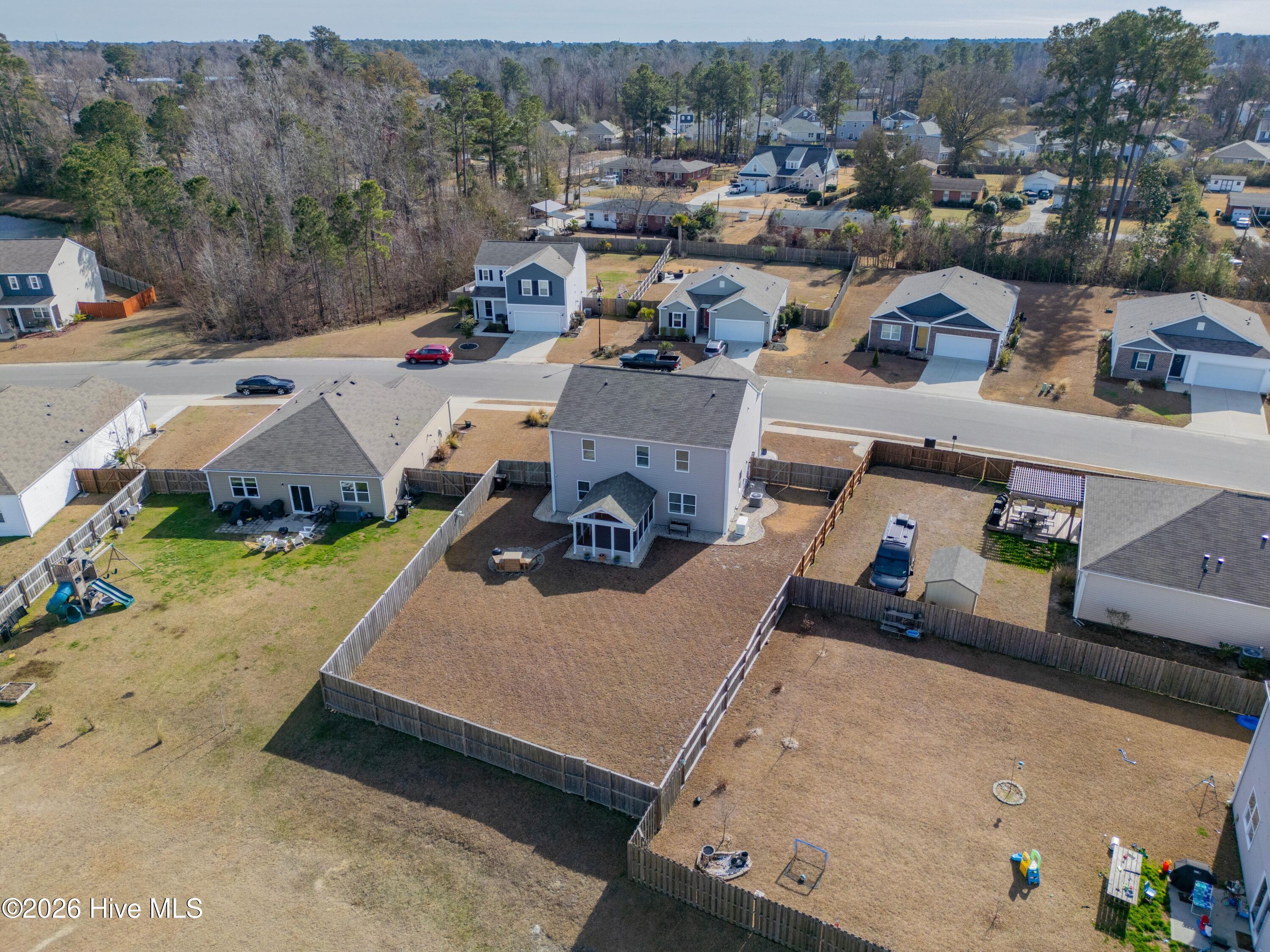 100549338 | Photo 50