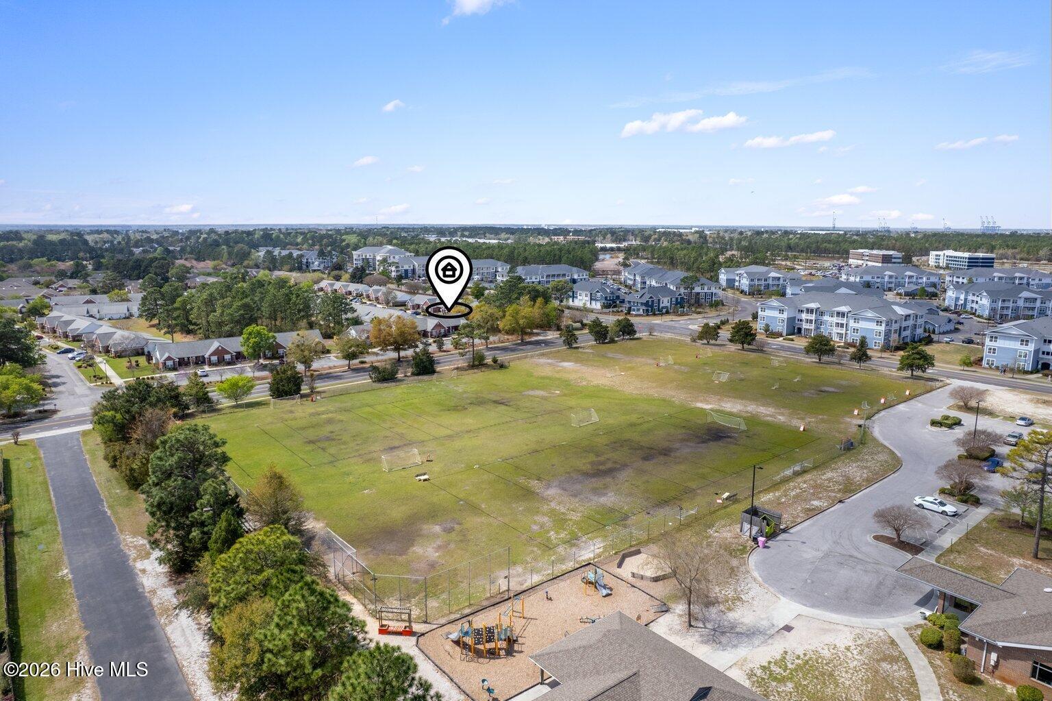 100562733 | Photo 36