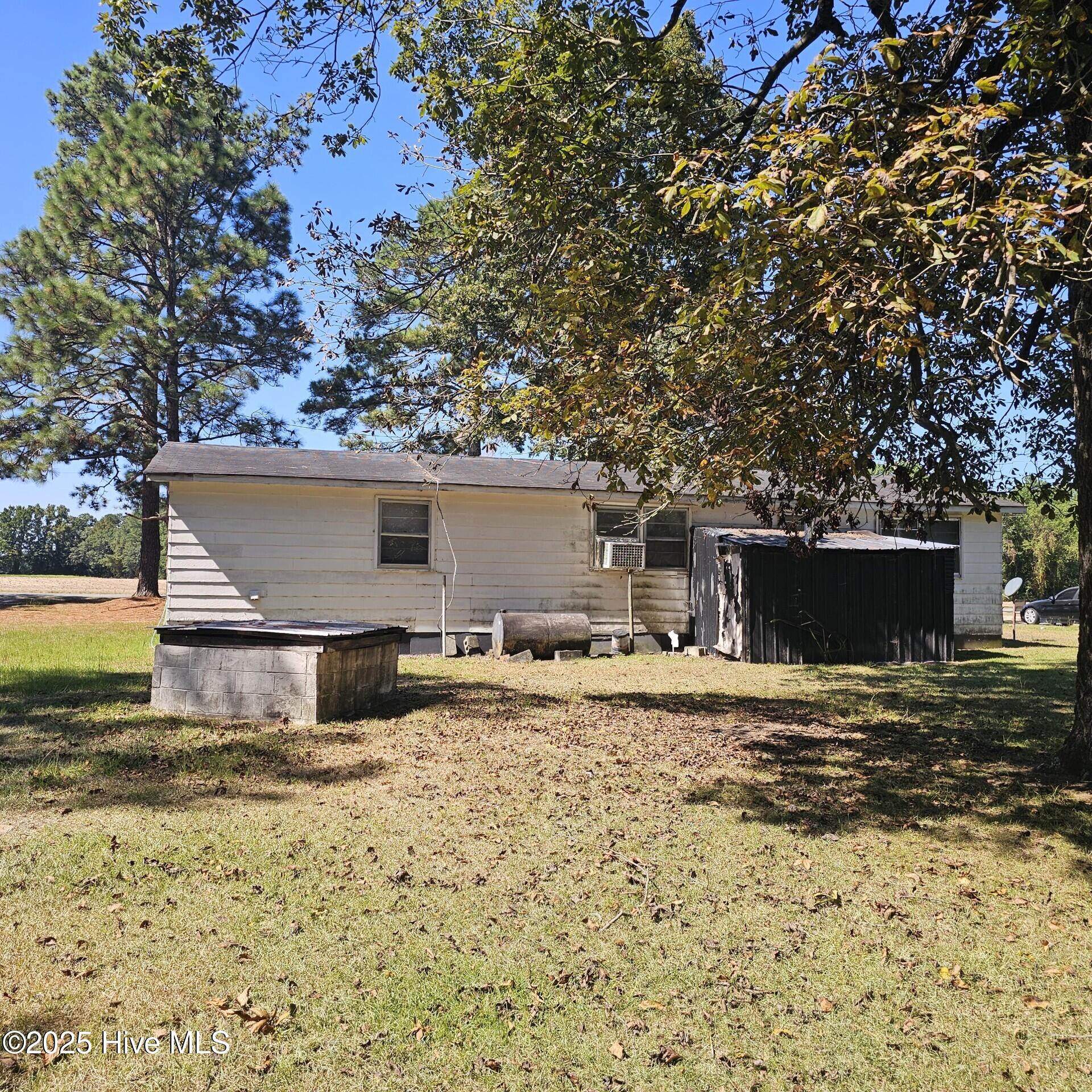 Homes for sale in Clinton, NC | 770 Simmons Rd, Clinton, NC 28328 | MLS# 100531681