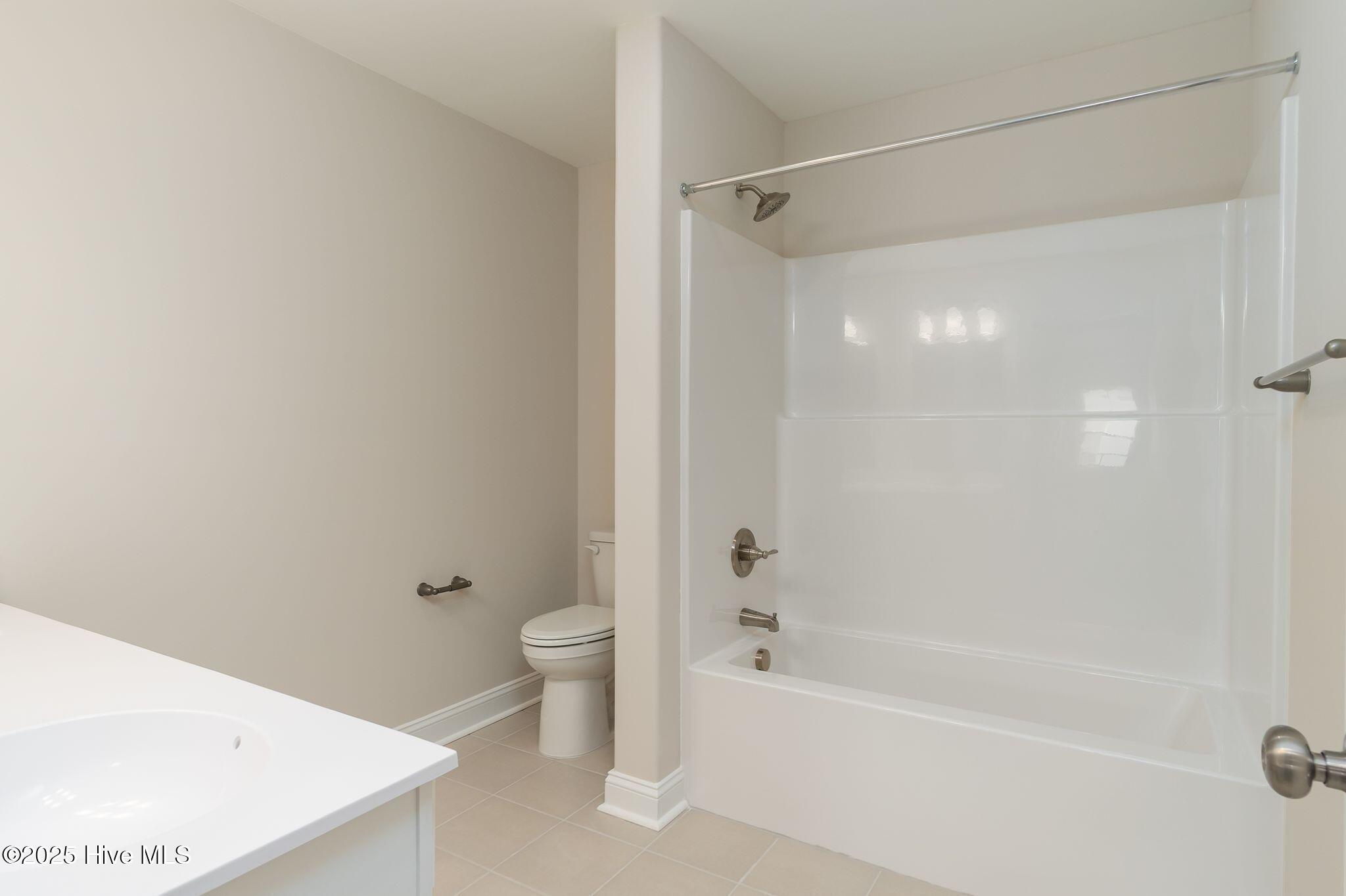 100496032 | Photo 33