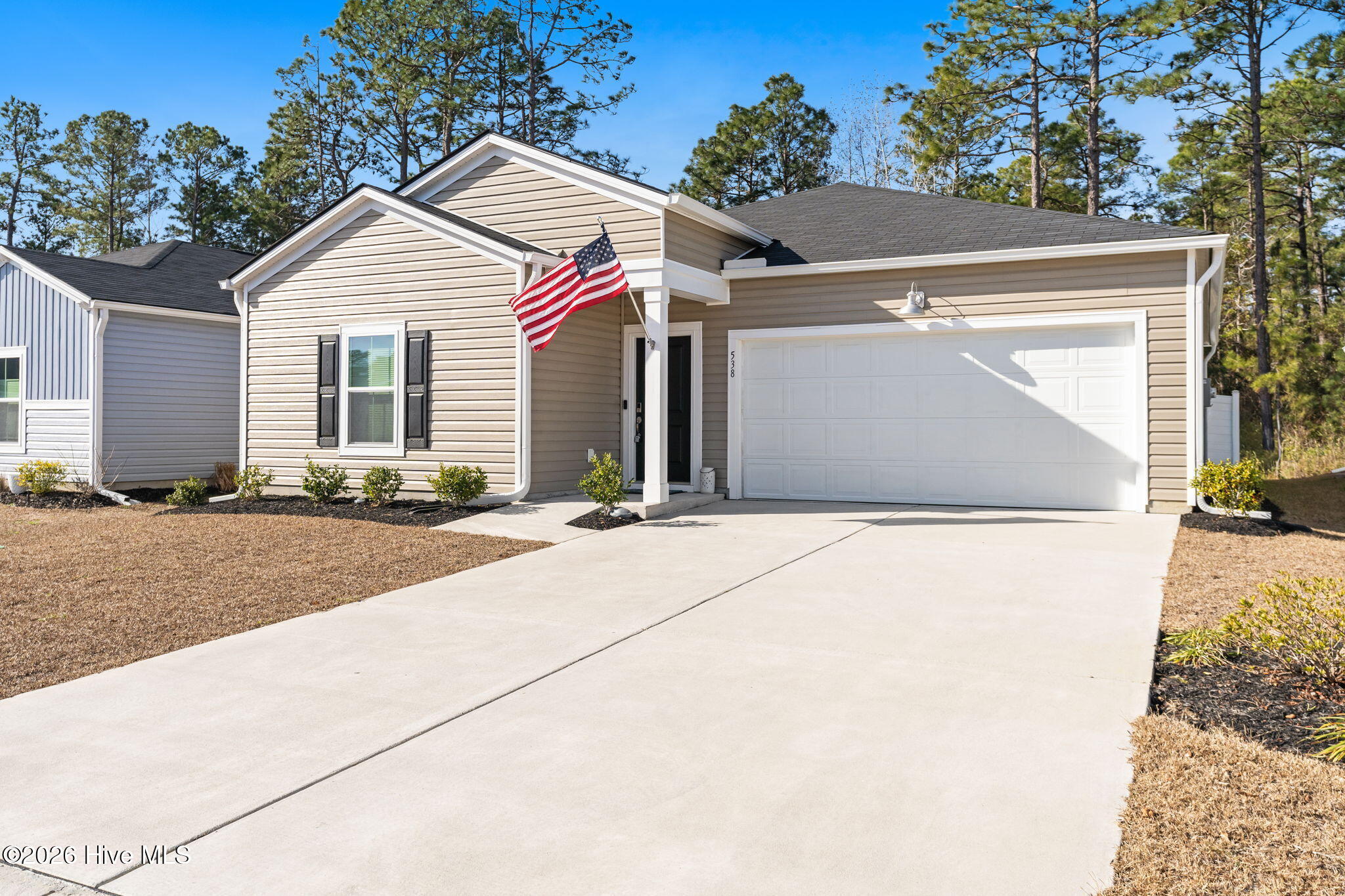 100553701 | Photo 32