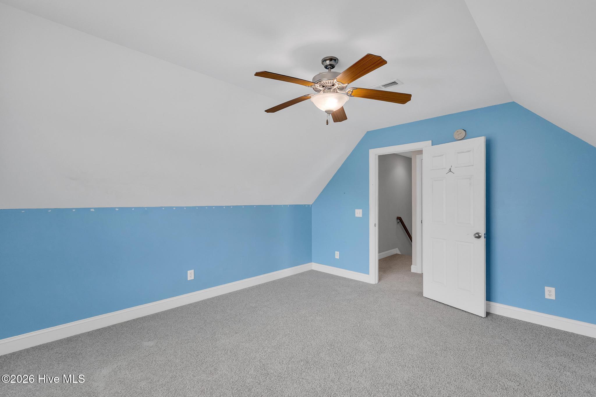 417 Meadowland Circle,Maple Hill