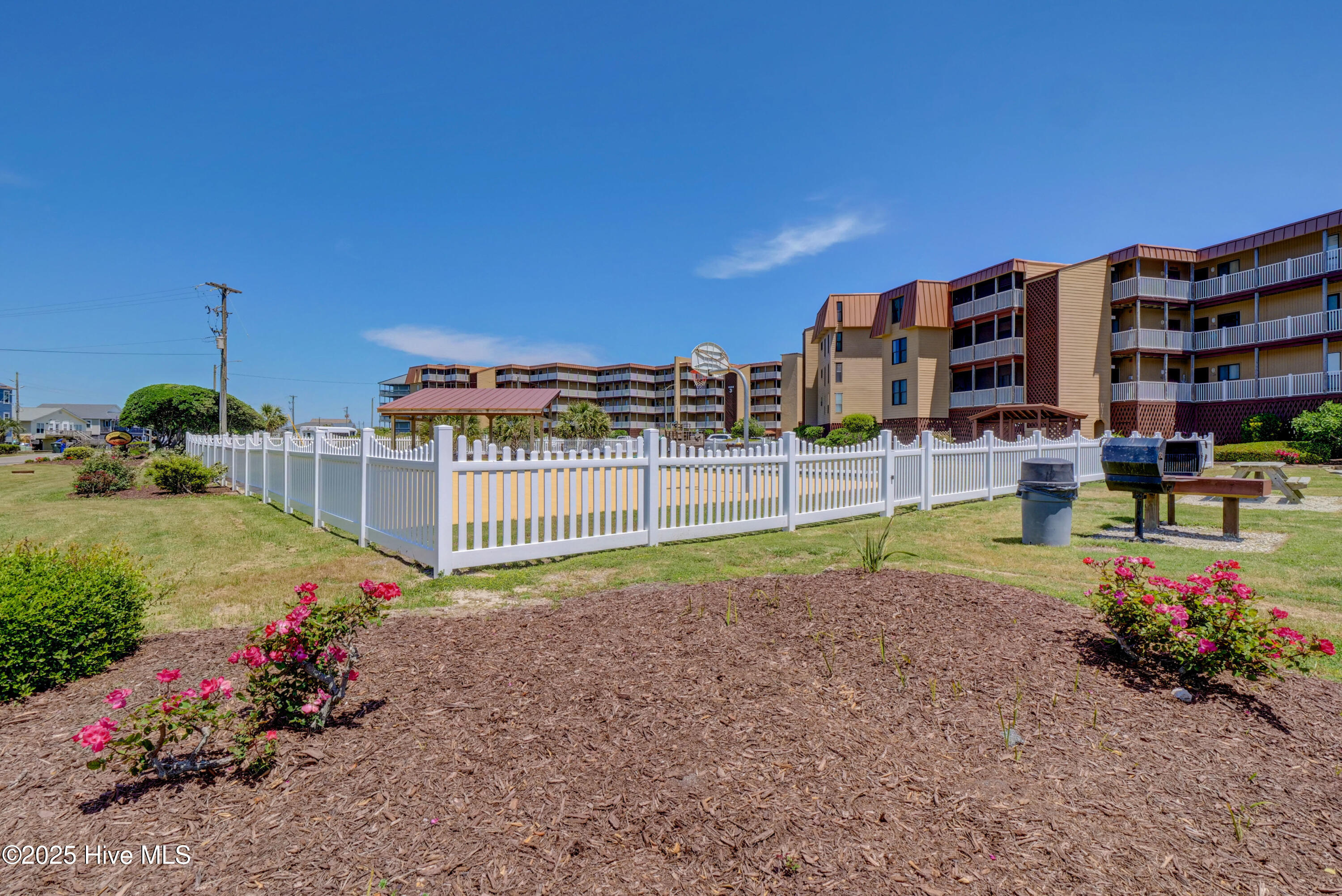 100495558 | Photo 25