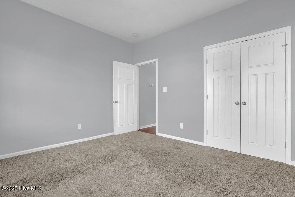 100520974 | Photo 18