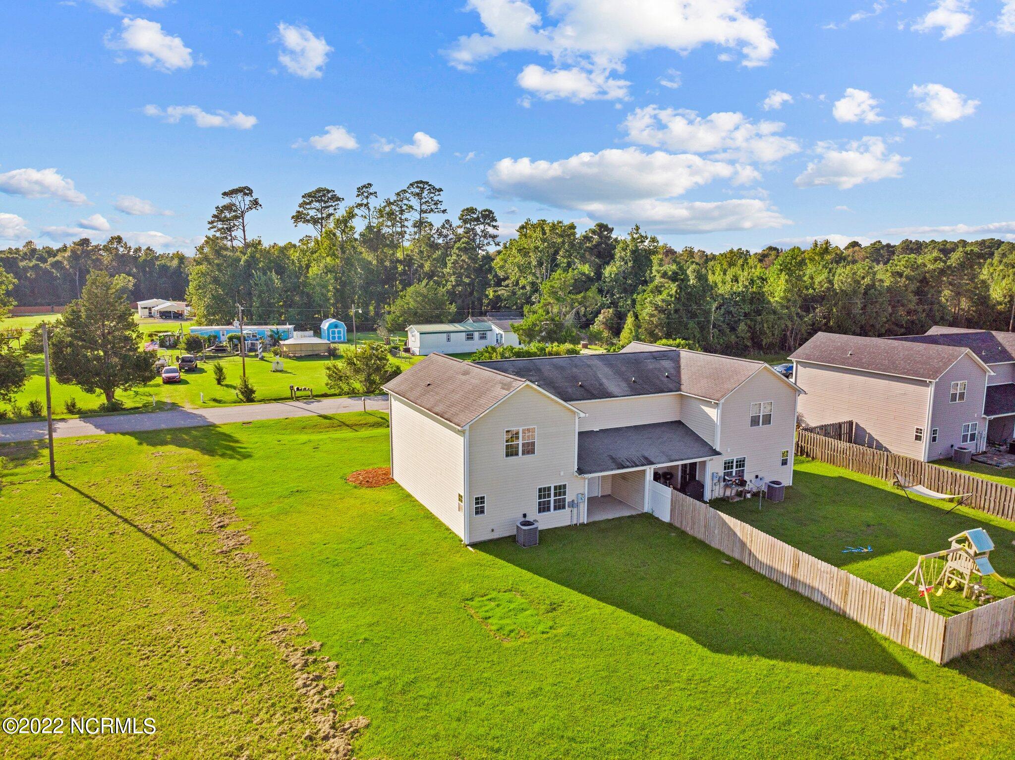 100557503 | Photo 40