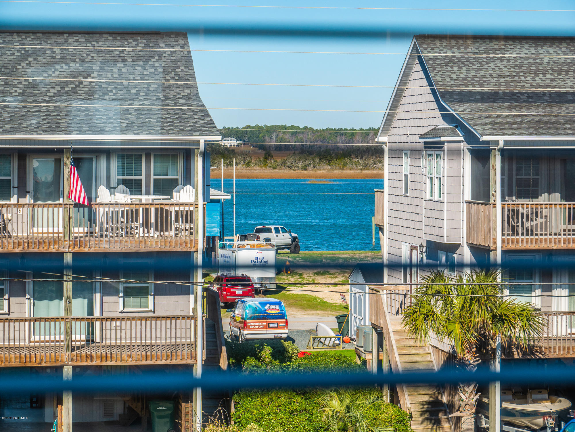 1016 Ocean Boulevard, Topsail Beach, NC 28445 – photo 12: 13-large-2000px