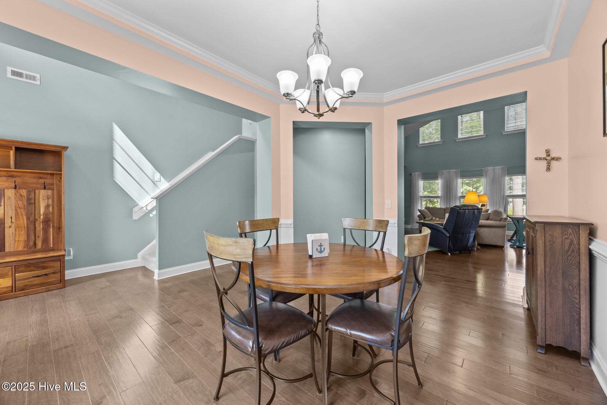 100518510 | Photo 13