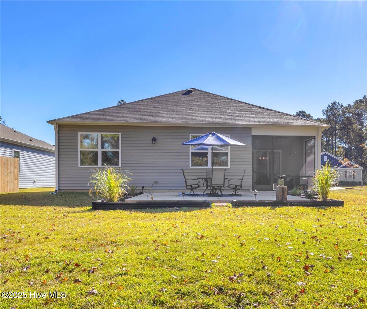 100539995 | Photo 51