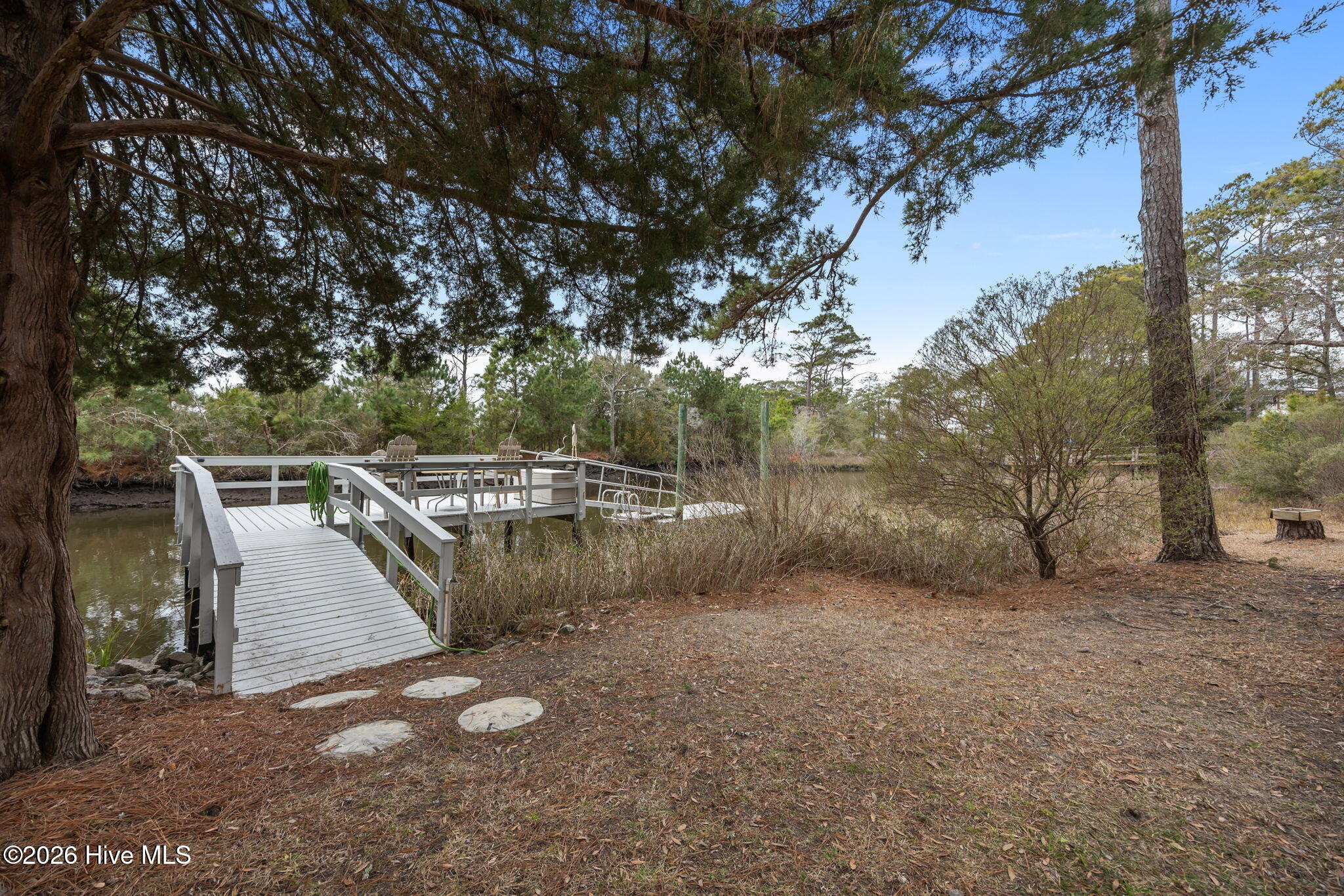 100558416 | Photo 46