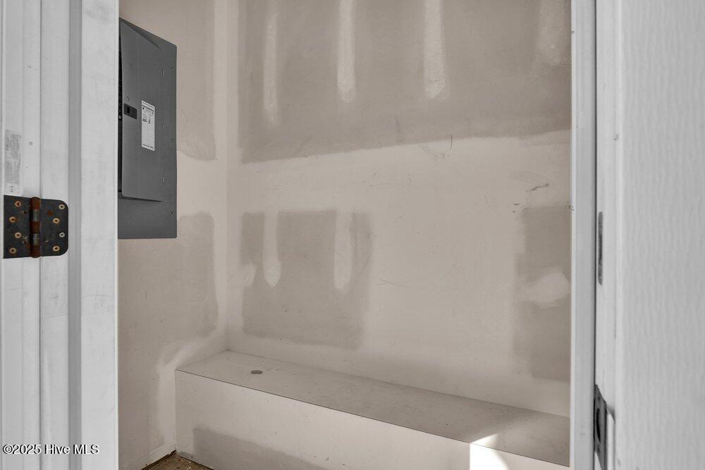 100546916 | Photo 21