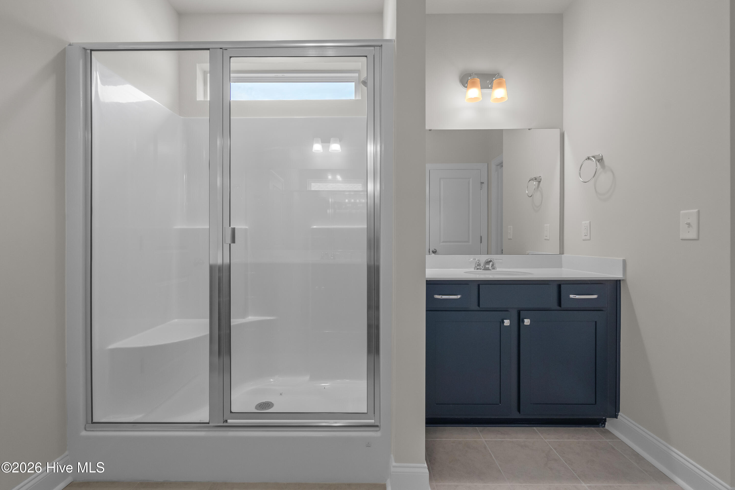 100560398 | Photo 24