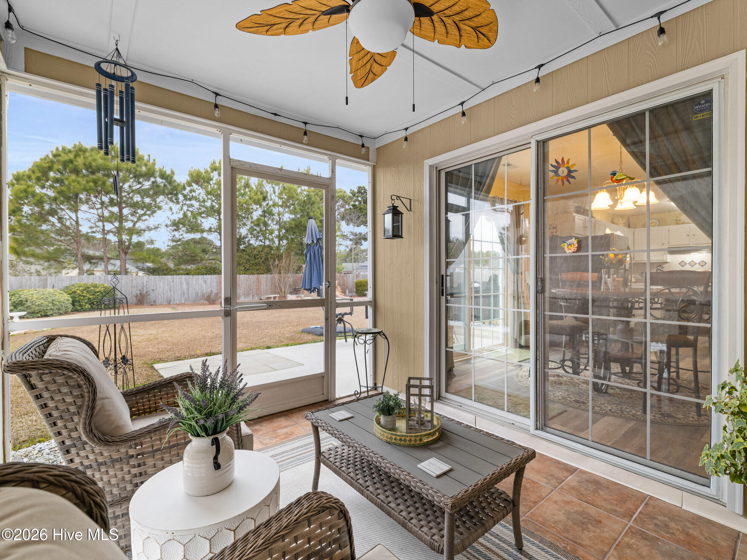 100551107 | Photo 49