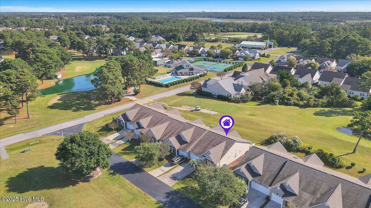 100532854 | Photo 39