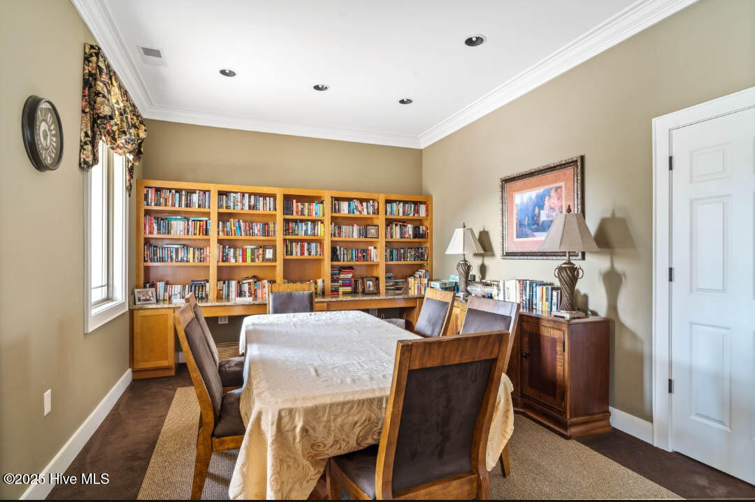 100537525 | Photo 60