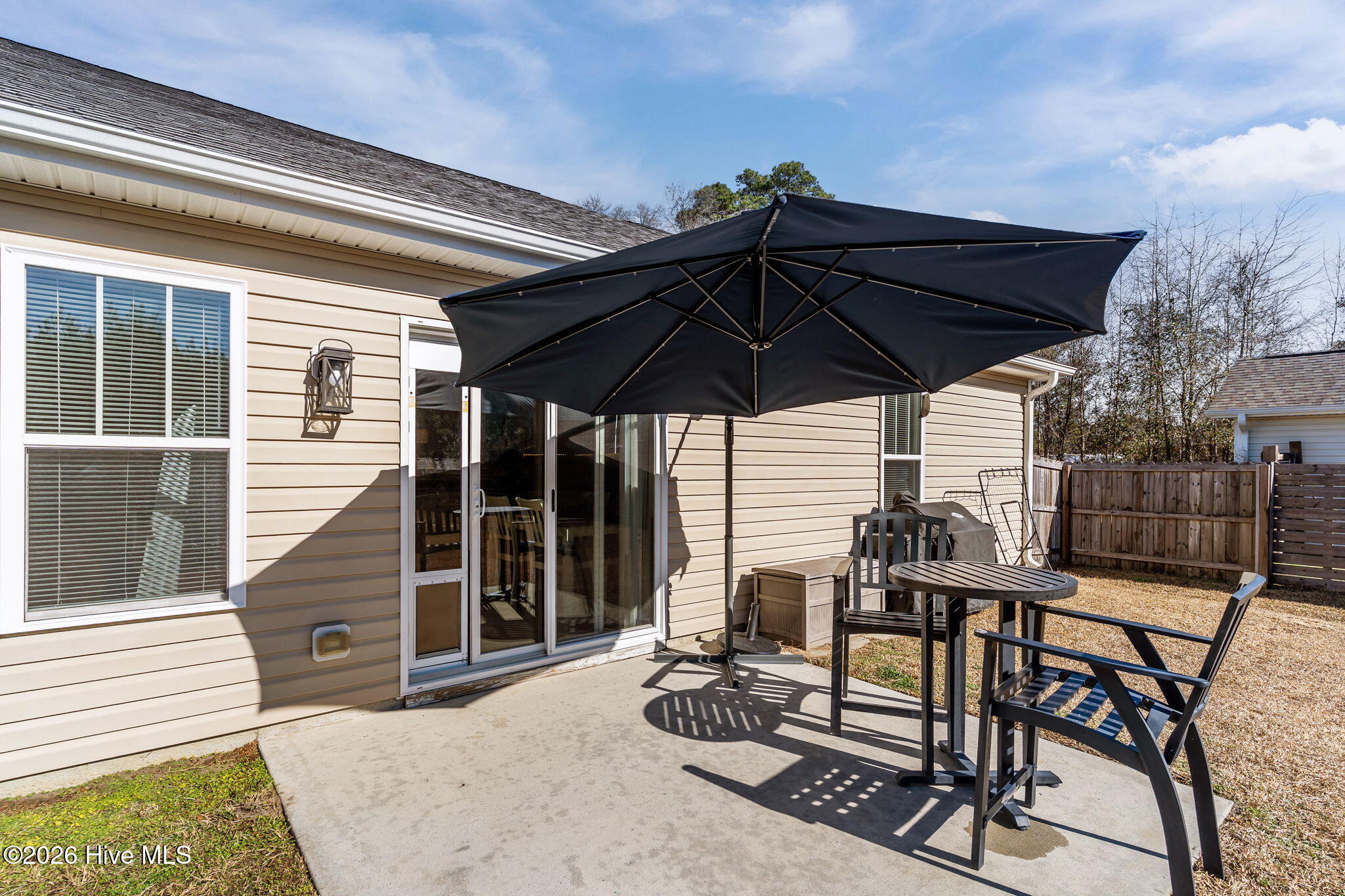 100550911 | Photo 35