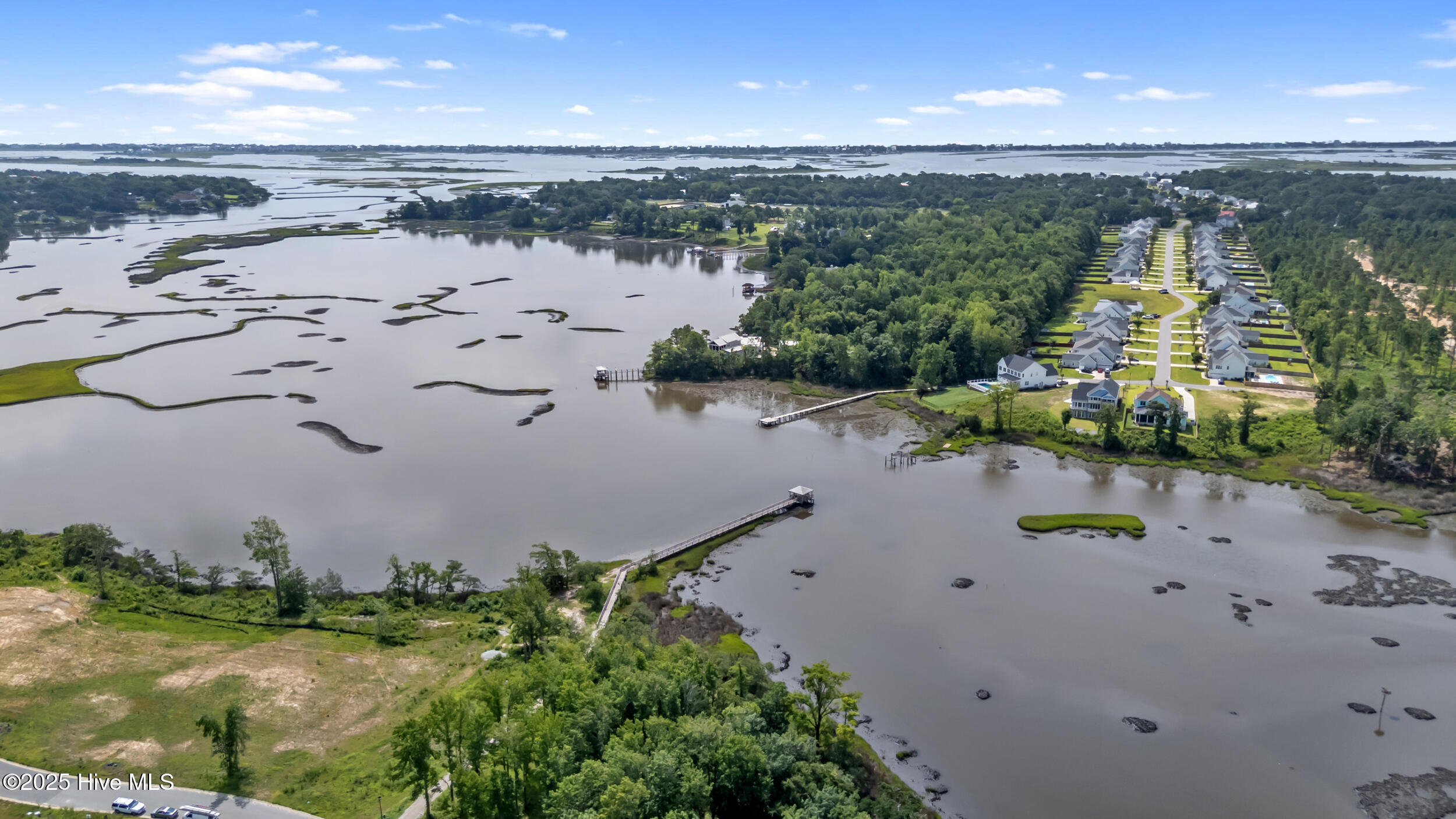 100518241 | Photo 42