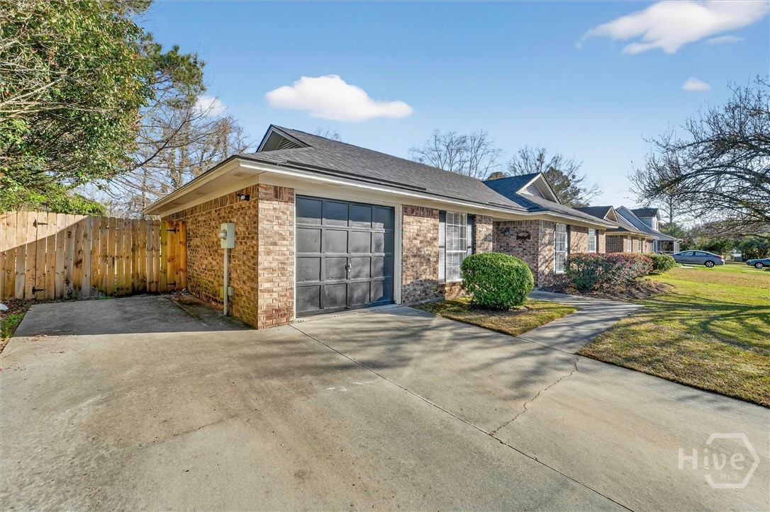 Homes for sale in Richmond Hill, GA | 33 Woodcock Dr, Richmond Hill, GA 31324 | MLS# SA351498