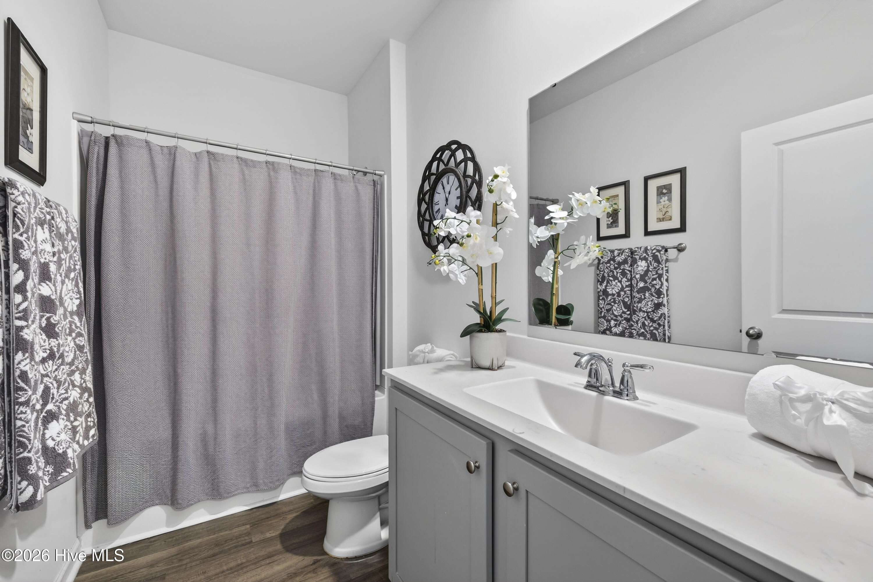 100560970 | Photo 20