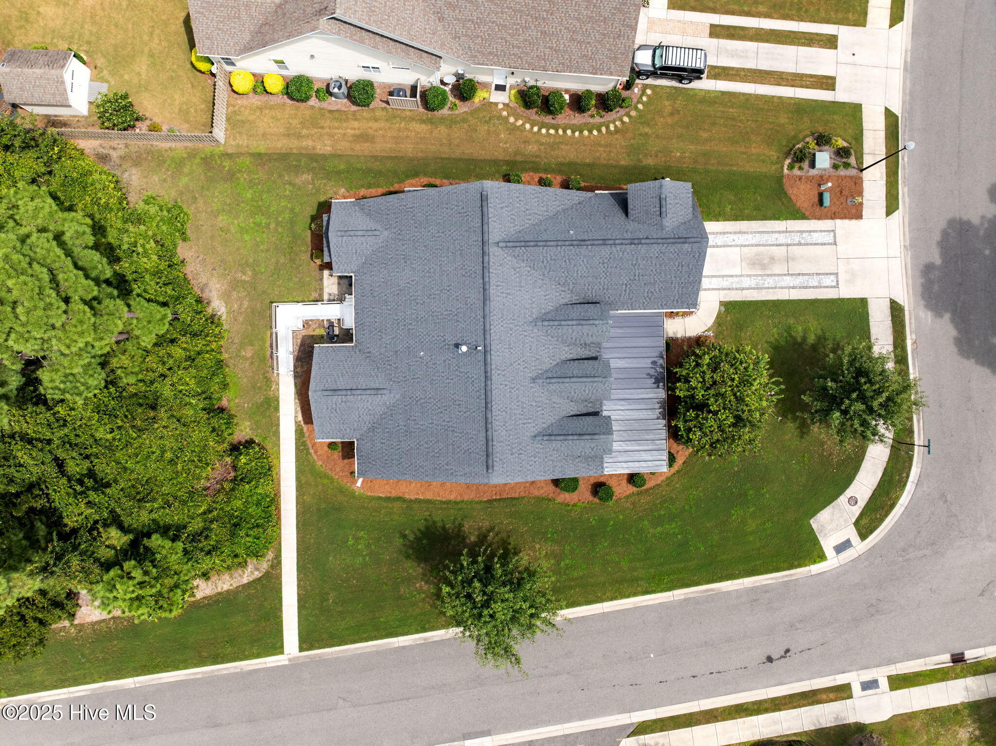 100525866 | Photo 56