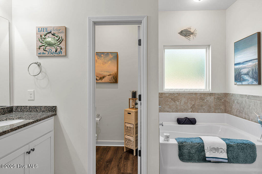 100552779 | Photo 29