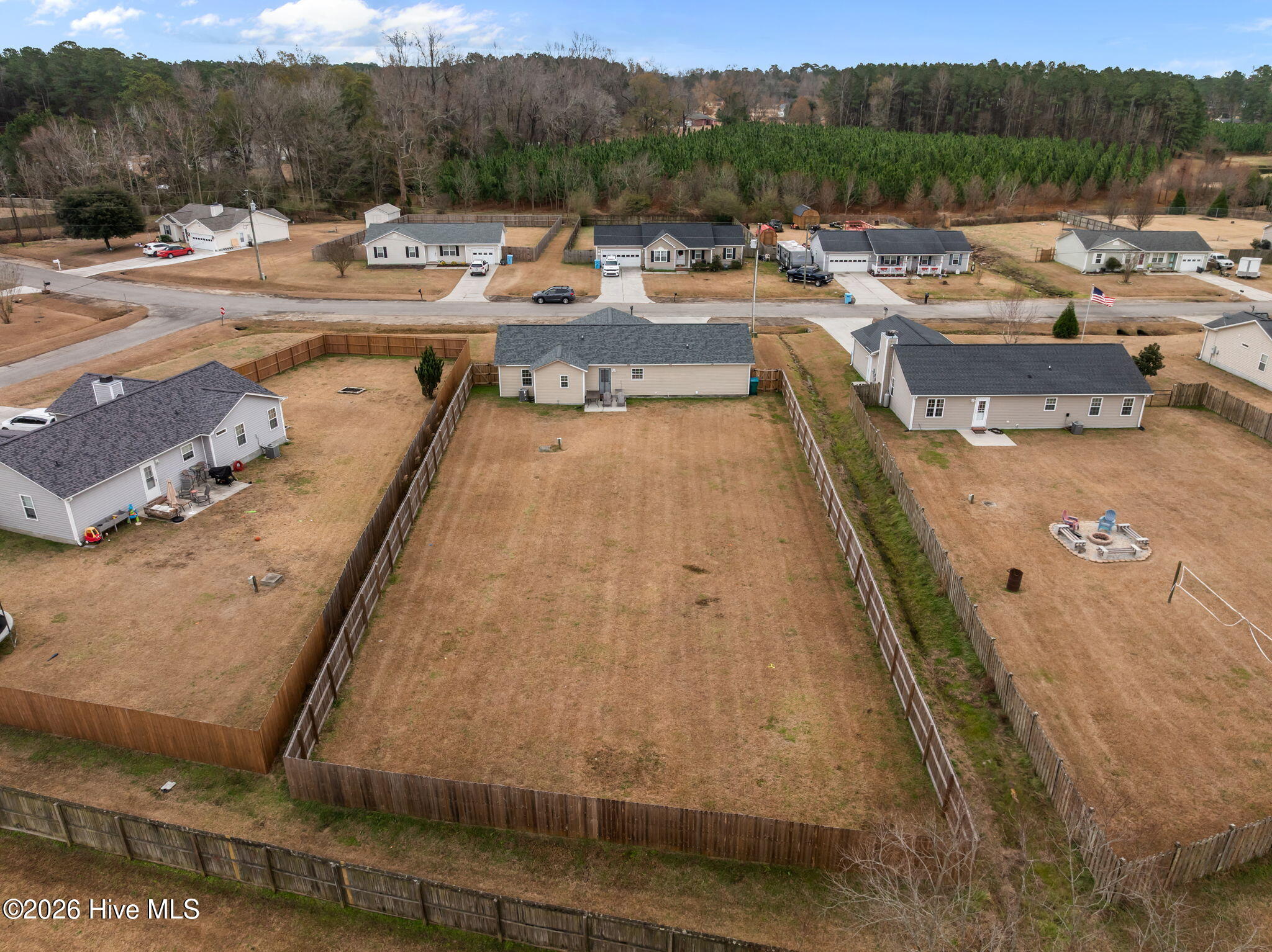 100547343 | Photo 49