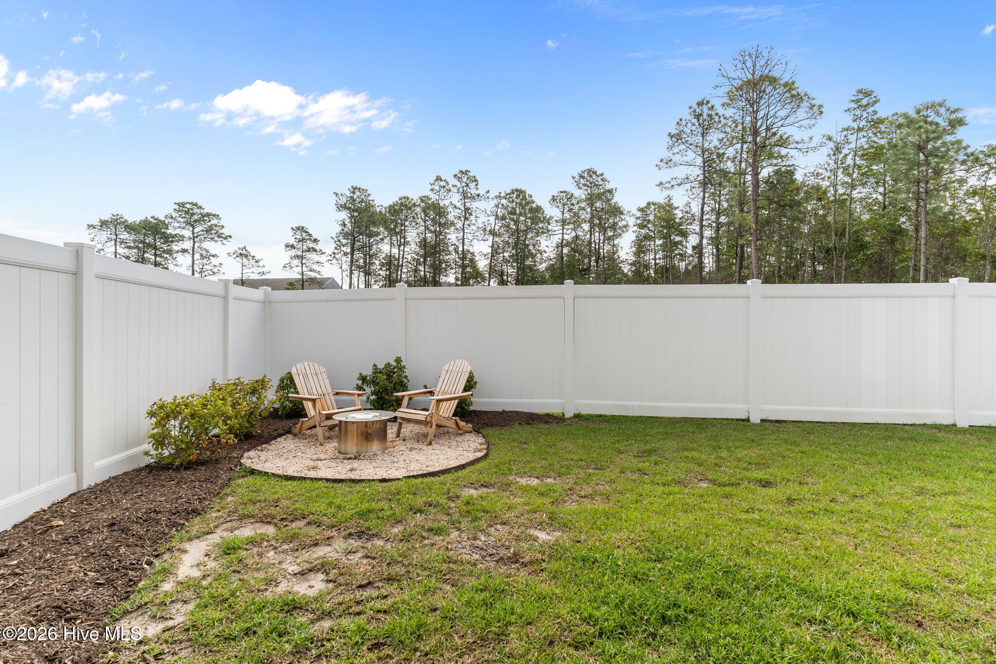 100563227 | Photo 31