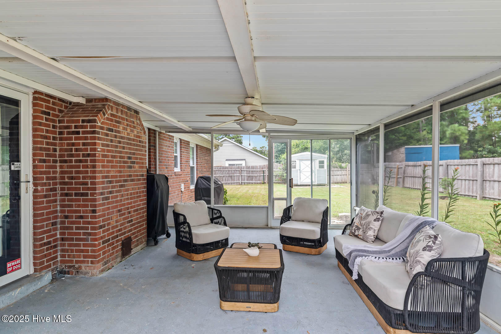 100522484 | Photo 43