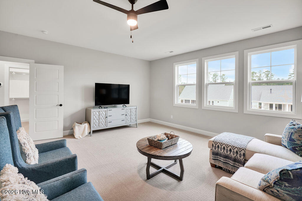 100517231 | Photo 31