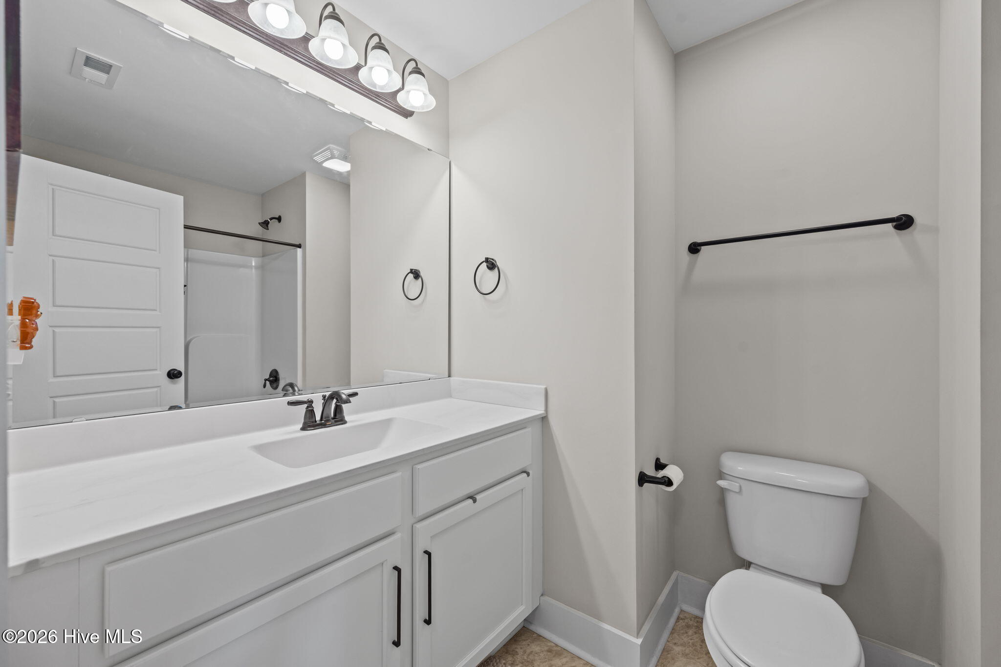 100564806 | Photo 22