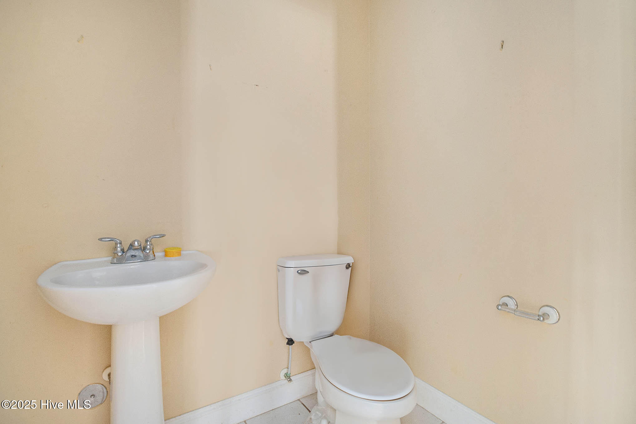 100526069 | Photo 11