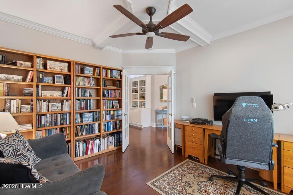 100562919 | Photo 14