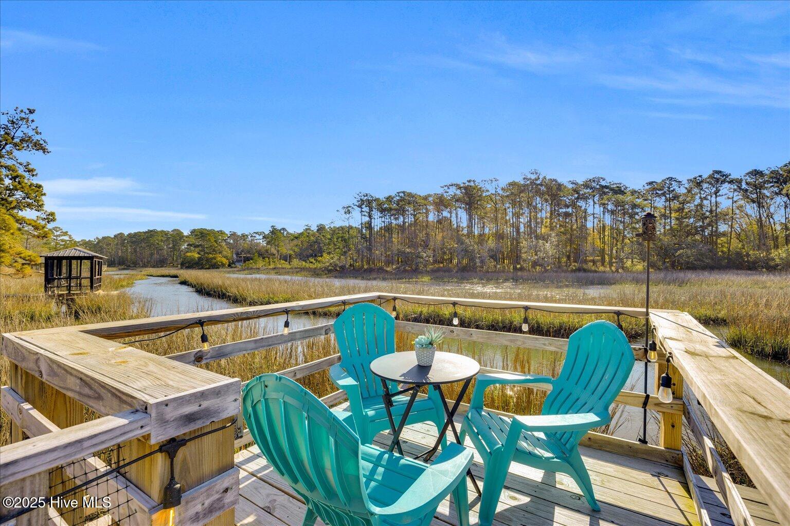 100555399 | Photo 35