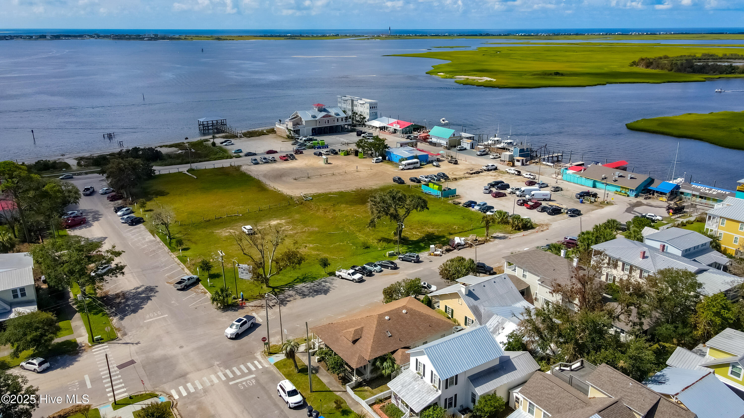 100521668 | Photo 22