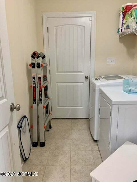 100569467 | Photo 15