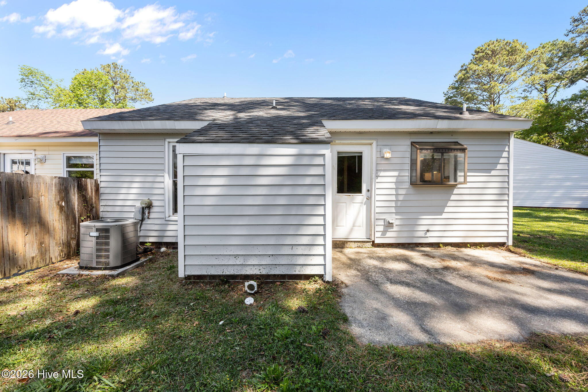 100561200 | Photo 16