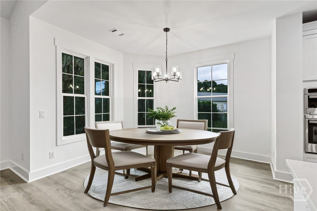 Virtually Staged - Dining Room