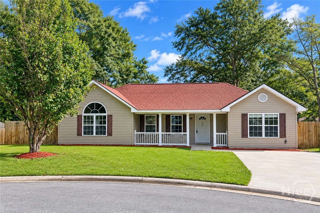 Photo 1 of Single family home for sale at 100 Front Run Pl, Pembroke, GA 31321 | MLS# SA363660 | Listing updated on 2026-10-03