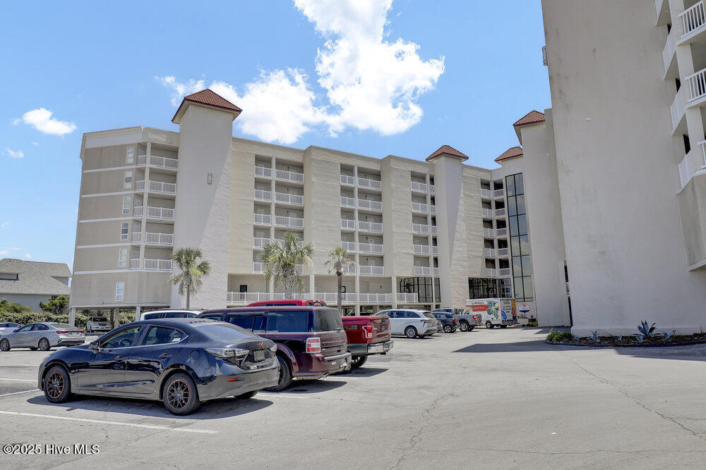 100520540 | Photo 18