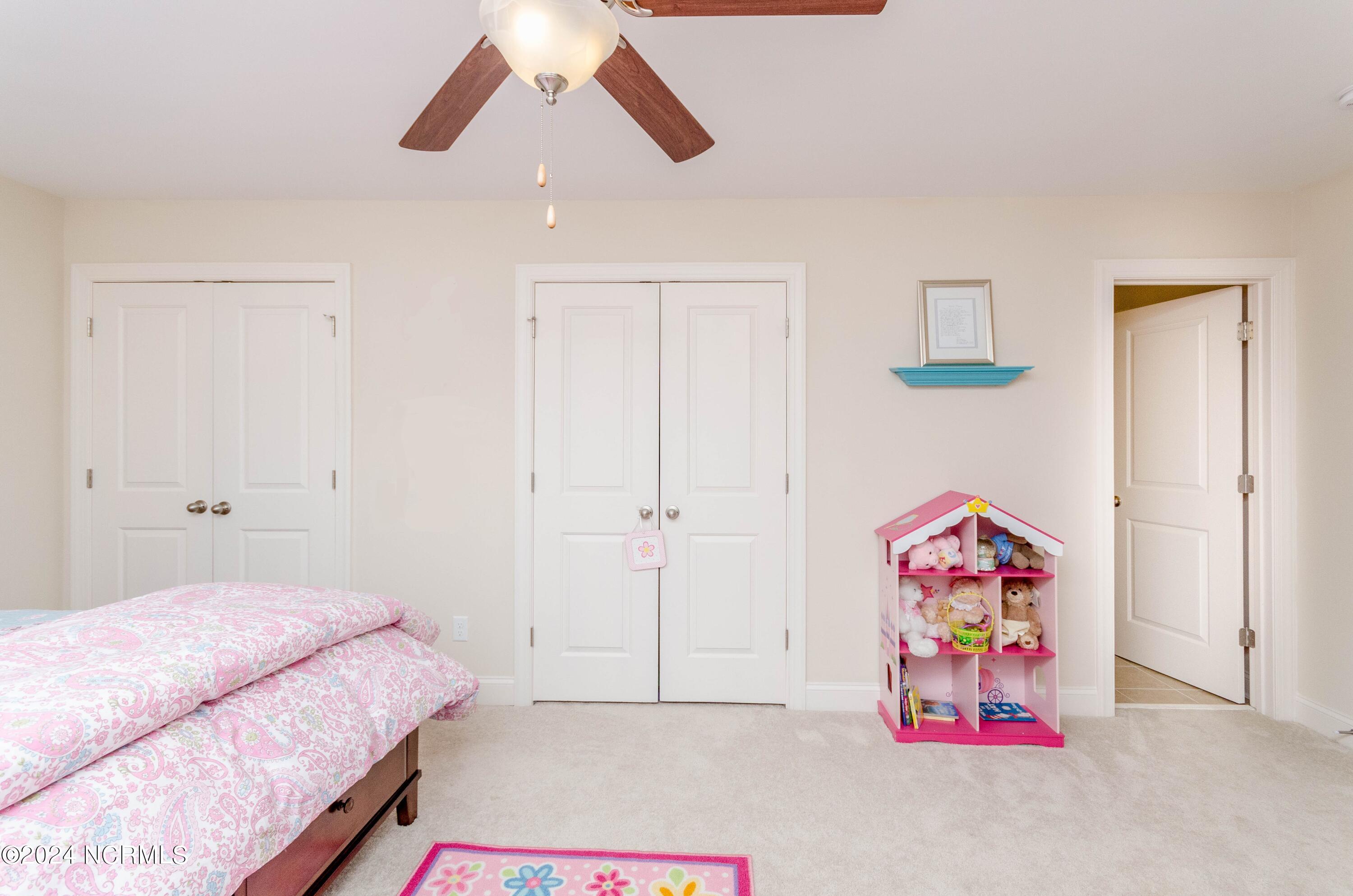 100560622 | Photo 44