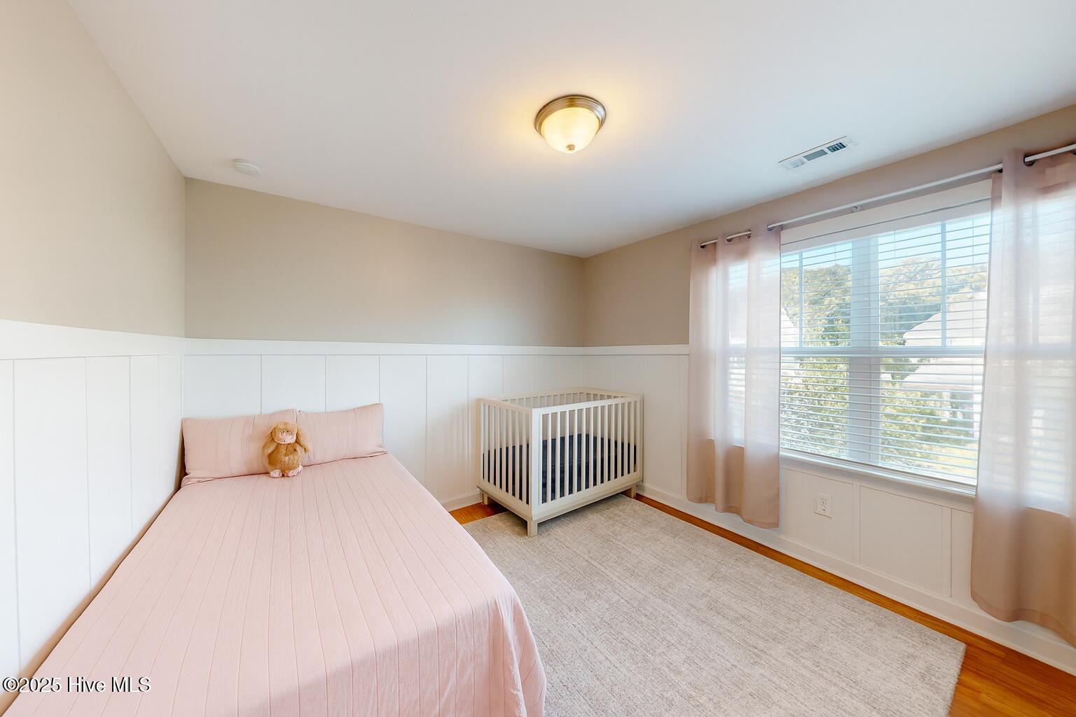 100526795 | Photo 57